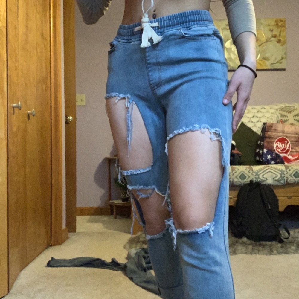 Ripped jeans